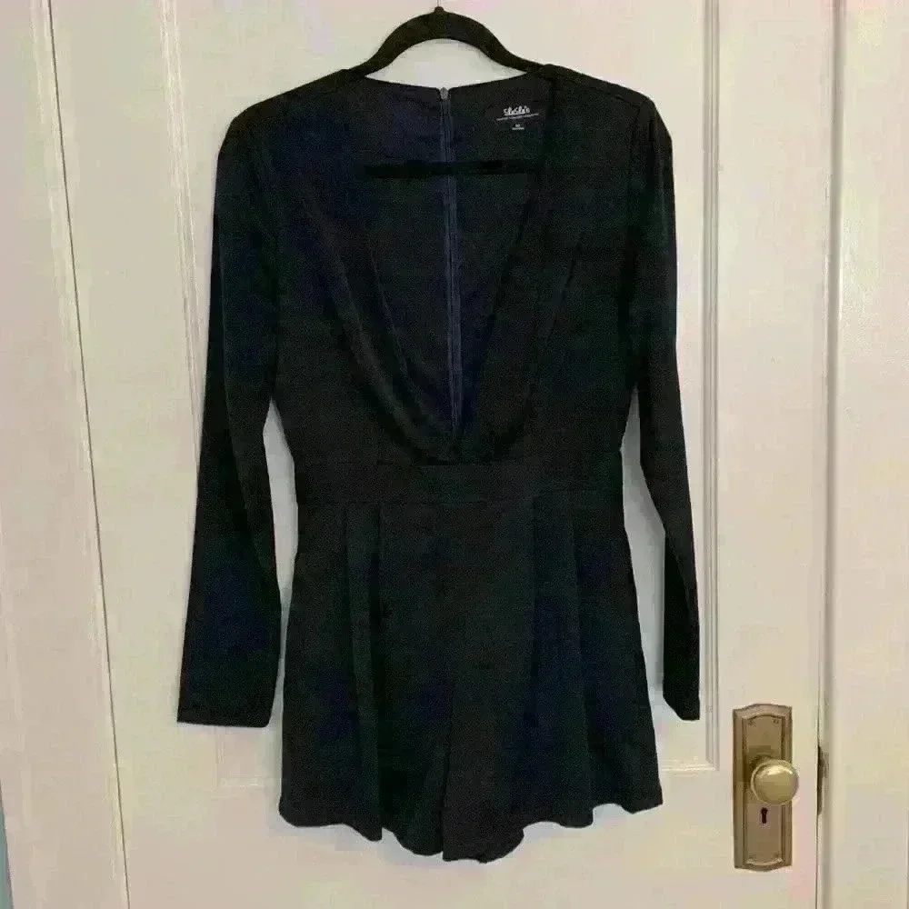 Lulus Plunge Neckline Long Sleeve Romper Womens Size M, Navy - Picture 1 of 13